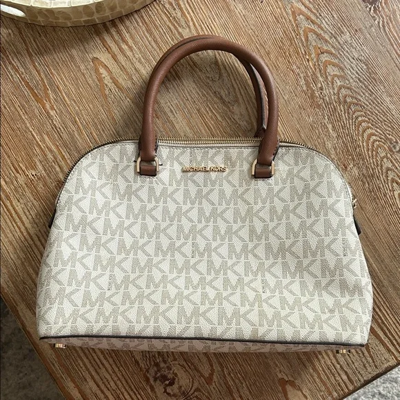 Michael Kors Cindy Dome Satchel - Picture 1 of 10